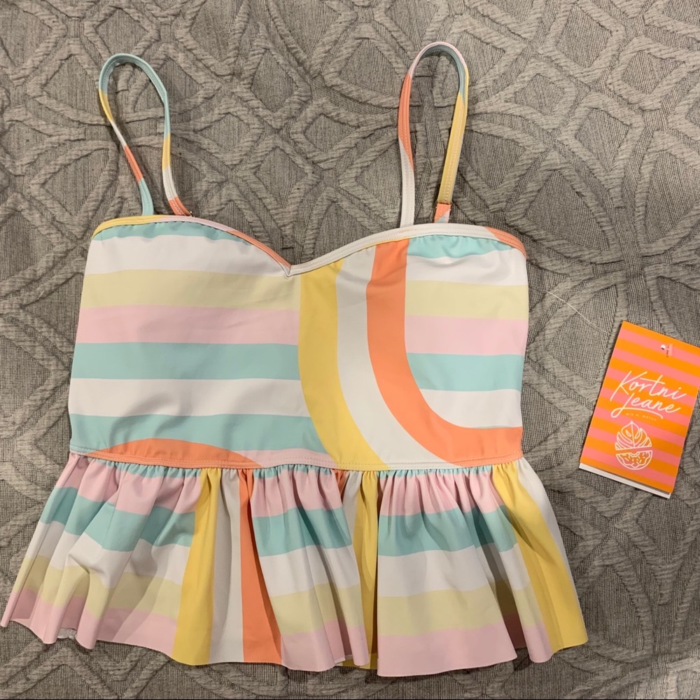 BNWT Kortni Jeane small rainbow sweetheart peplum